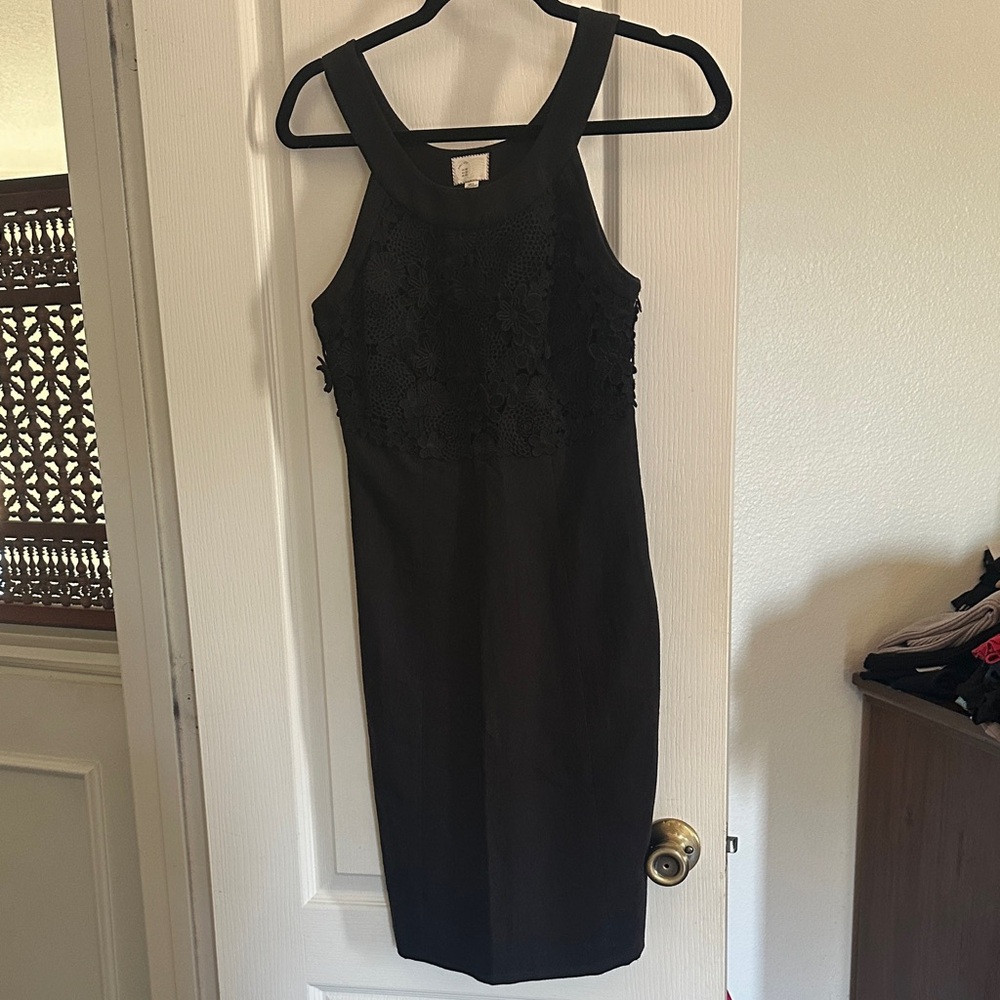 Elegant Black Sleeveless Dress